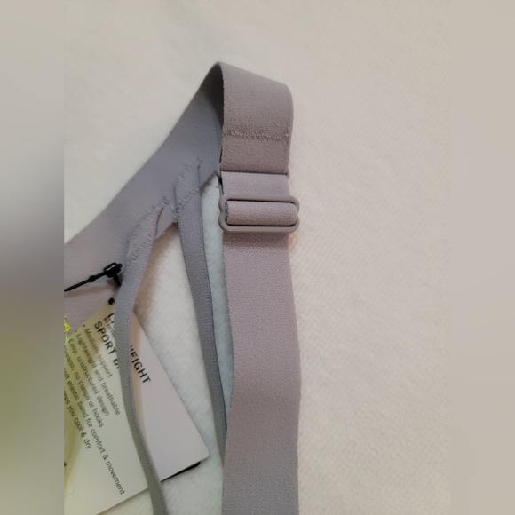 NWT Victoria's Secret VSX Lightweight Sport Bra - Picture 8 of 10